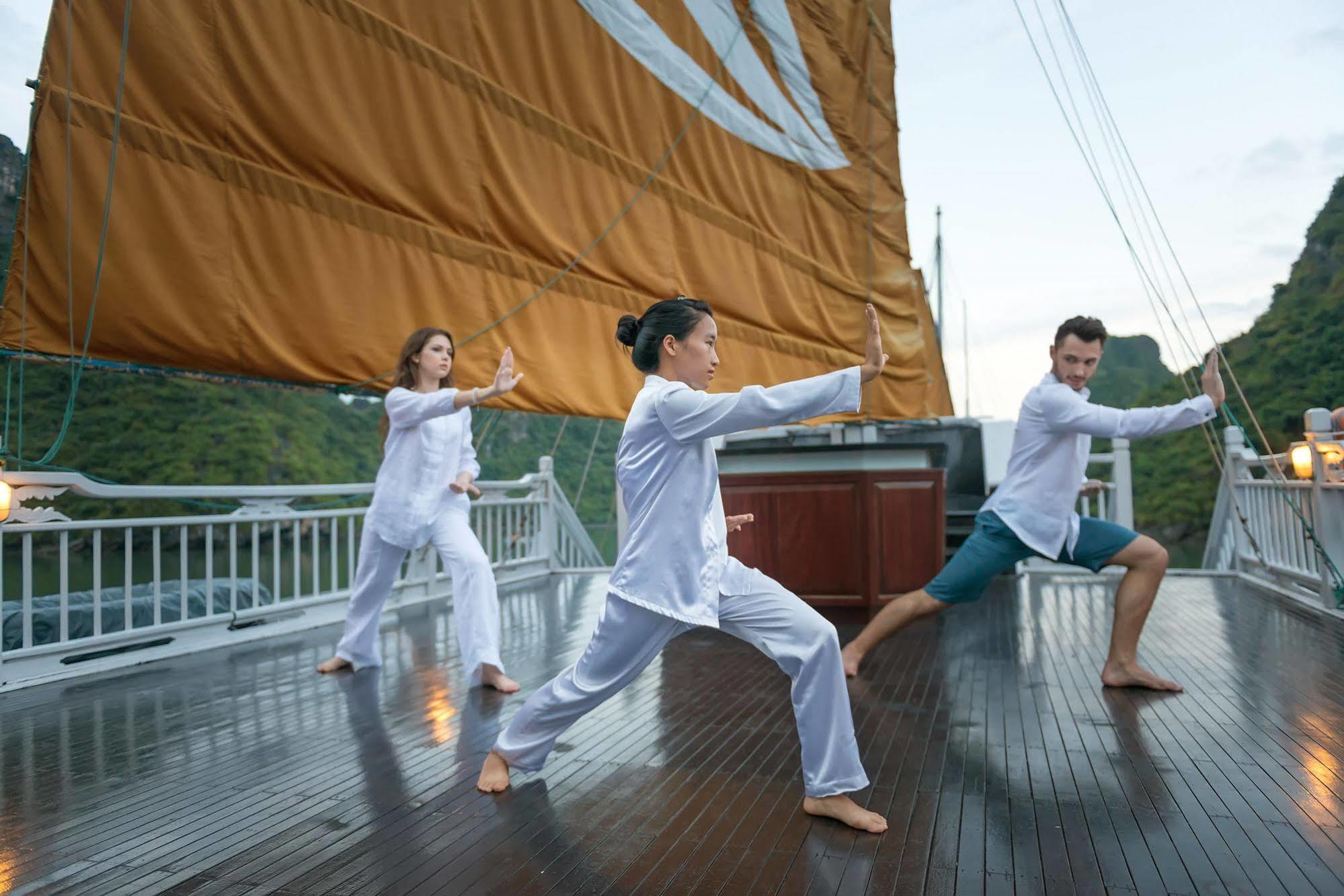 Paradise Peak Cruise Ha Long Exterior foto